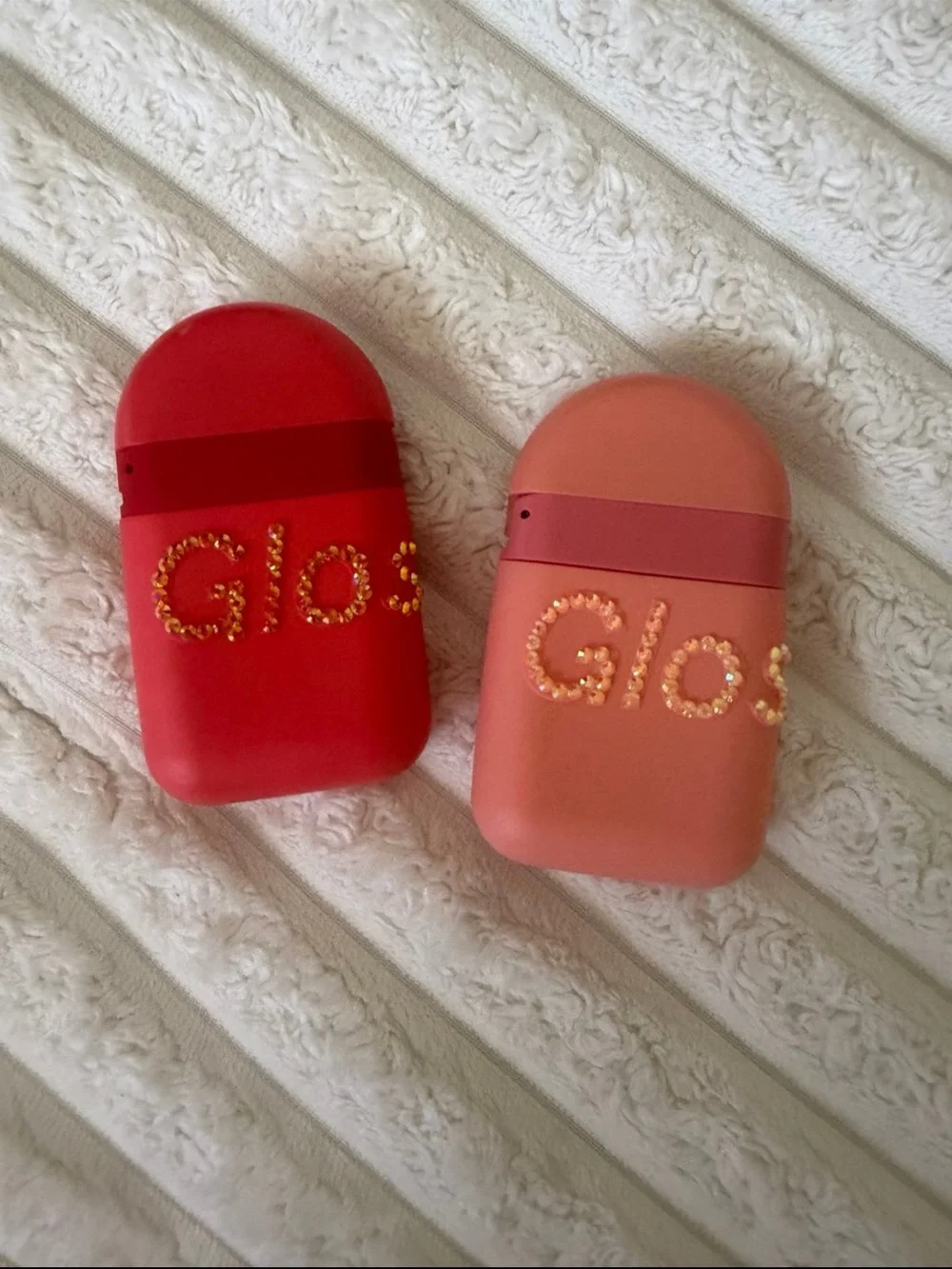 Glossier Hand crème- Red and Coral